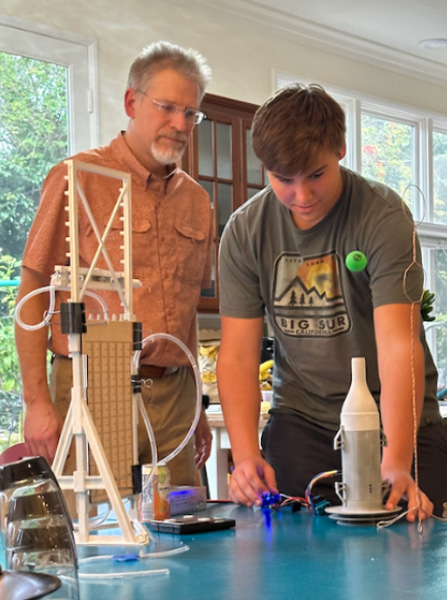 Dr. Kiger mentoring student
